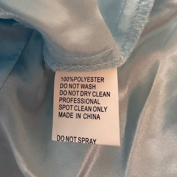 MAC DUGGAL HALTER NECK HIGH LOW FLOWY GOWN - Picture 9 of 10